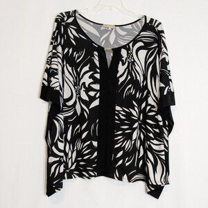 FRONT OF CLOSET Black & White Jersey Short Sleeve Relaxed Pullover Top; Size 3X